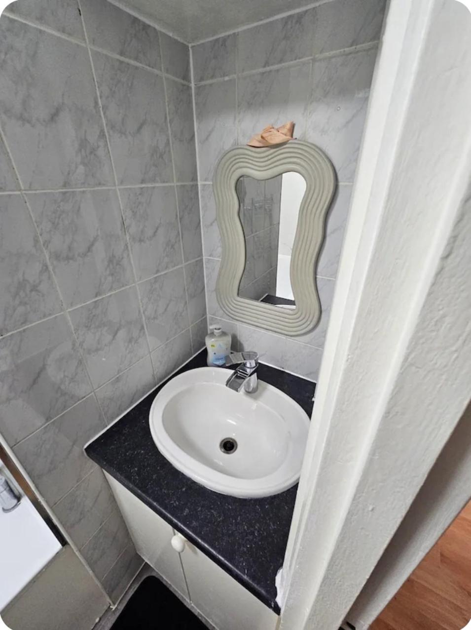 New Flat Next The Tube And Connections To The Centre Apartment London Ngoại thất bức ảnh